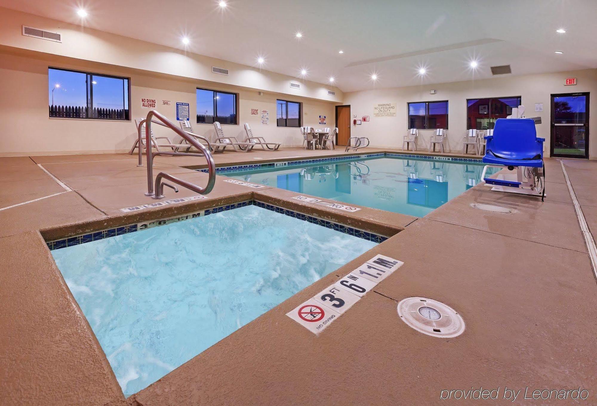 Country Inn & Suites By Radisson, Lubbock, Tx Eksteriør bilde